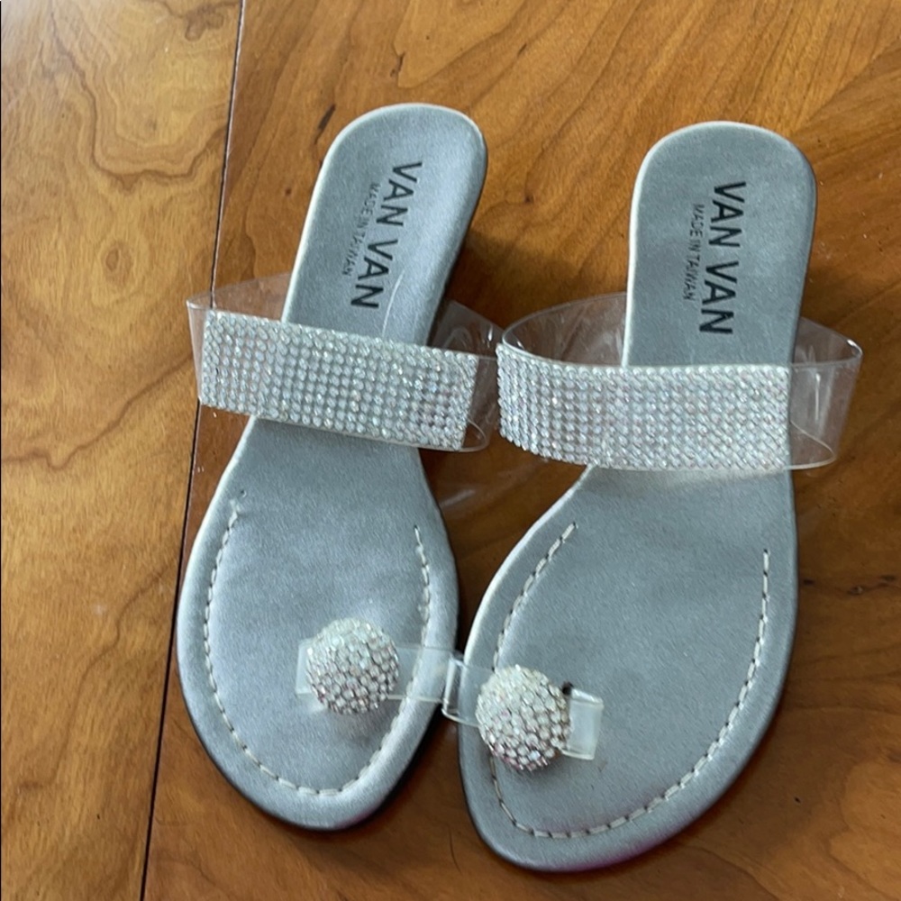 Van Van bling Size 23 or 7.5